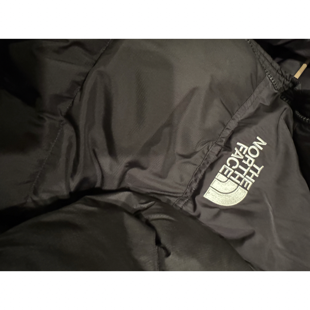 THE NORTH FACE(ザノースフェイス)の最安値　国内正規品 ノースフェイス　ヌプシ　黒 メンズのジャケット/アウター(ダウンジャケット)の商品写真