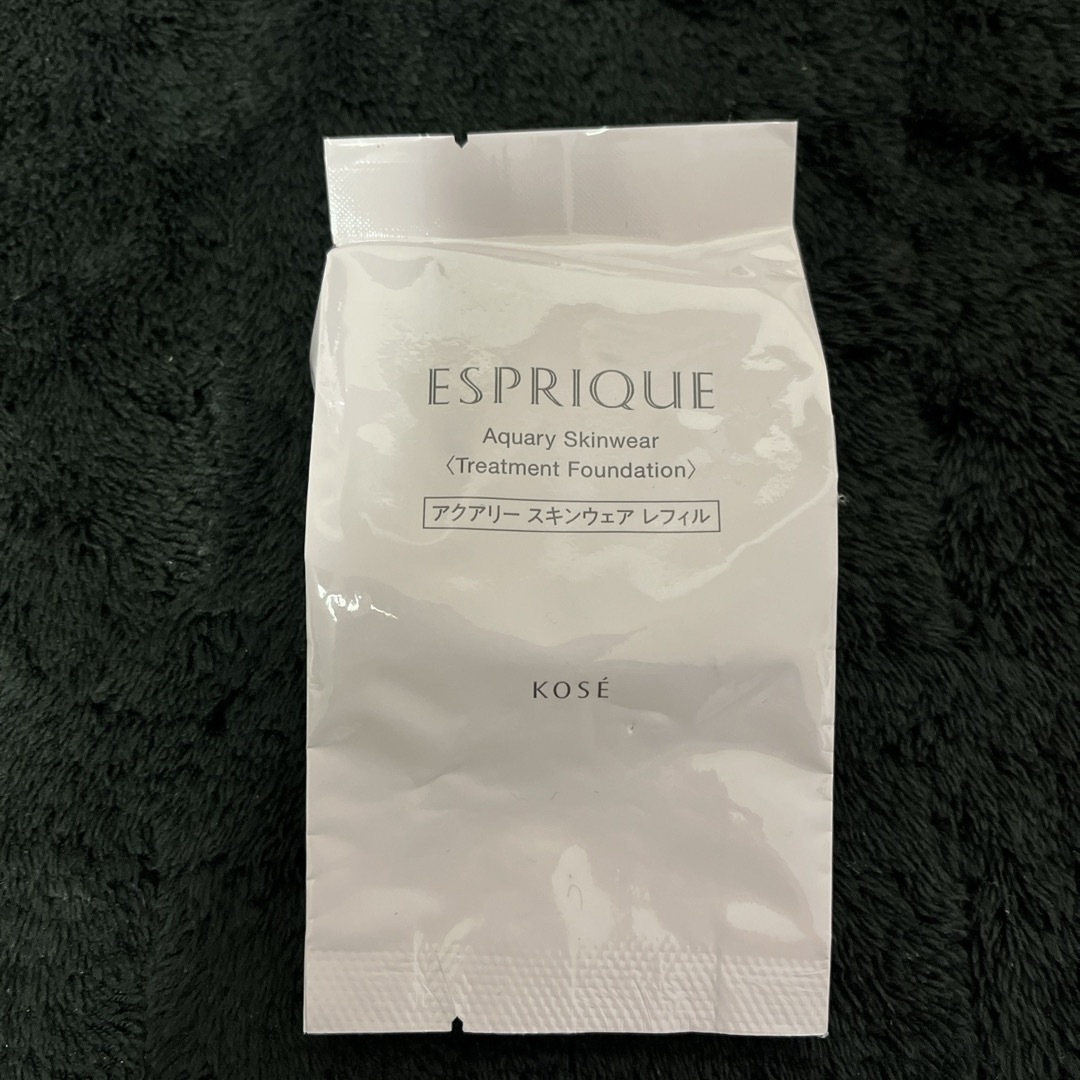 ESPRIQUE(エスプリーク)の　エスプリーク  アクアリースキンウエア　02 素肌感タイプレフィル コスメ/美容のベースメイク/化粧品(ファンデーション)の商品写真