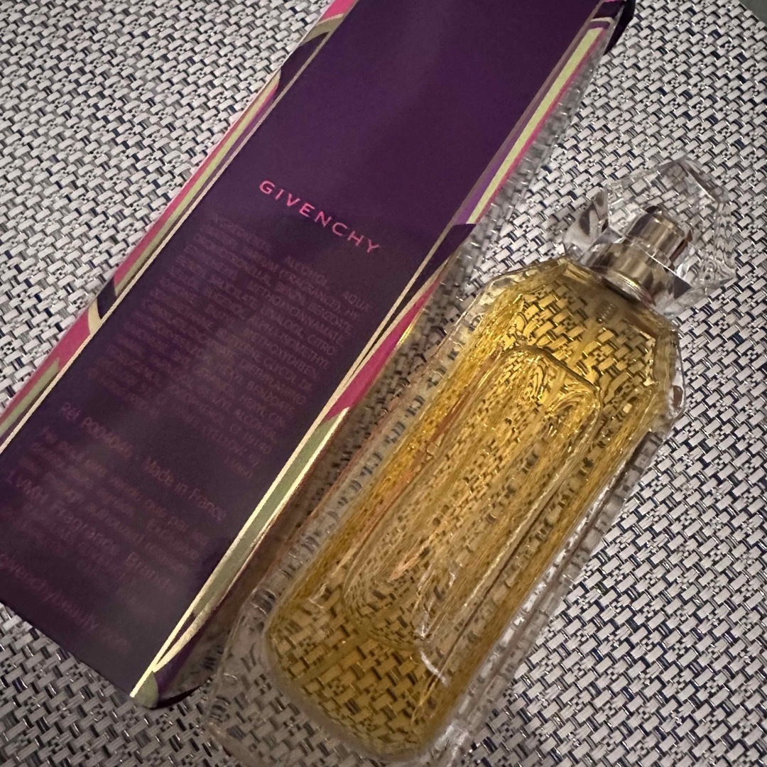 GIVENCHY(ジバンシィ)のGIVENCHY YSATIS 100ml コスメ/美容の香水(香水(女性用))の商品写真