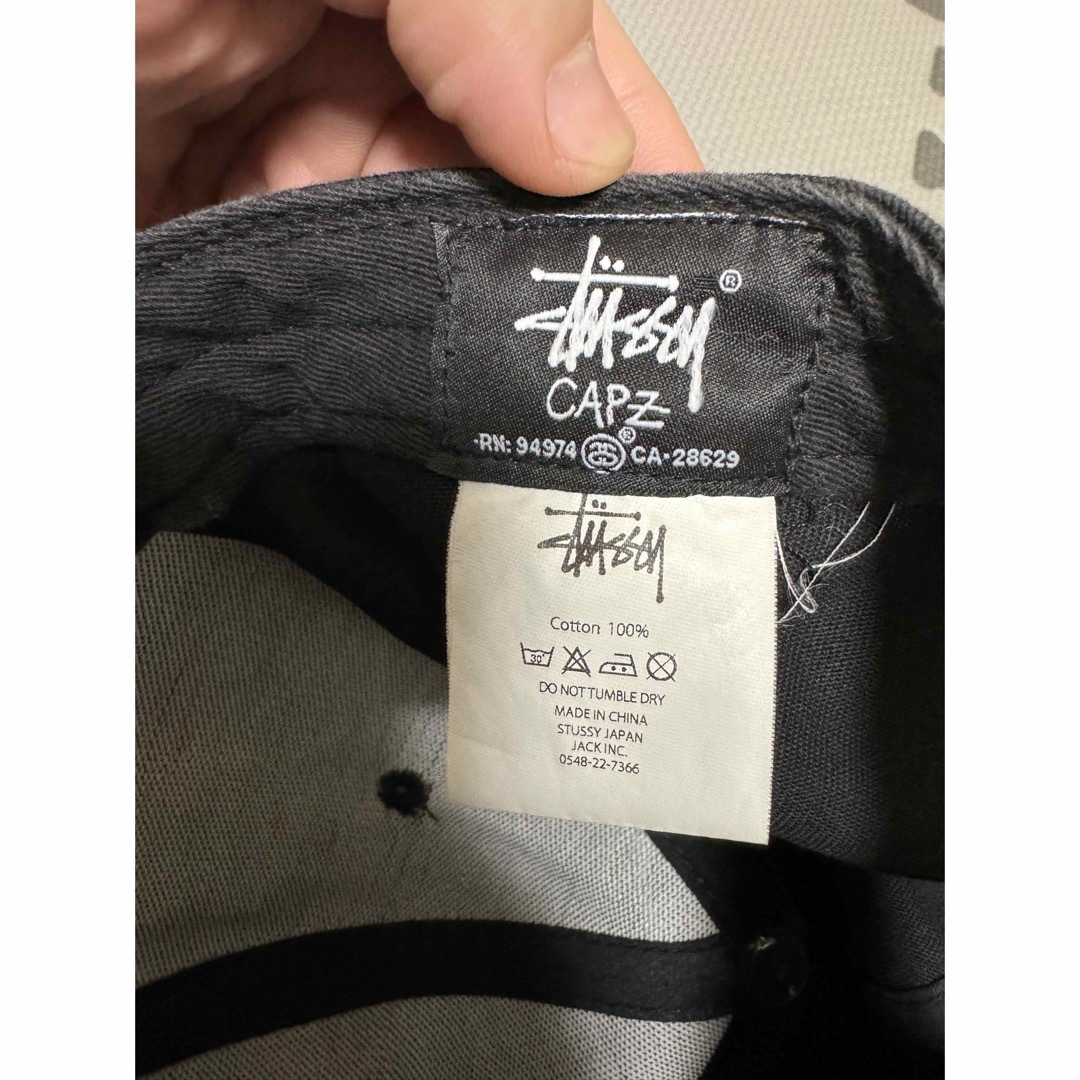 STUSSY(ステューシー)のステューシー コラボ 少女時代 キャップ STUSSY 黒  帽子 CAP 刺繍 メンズの帽子(キャップ)の商品写真