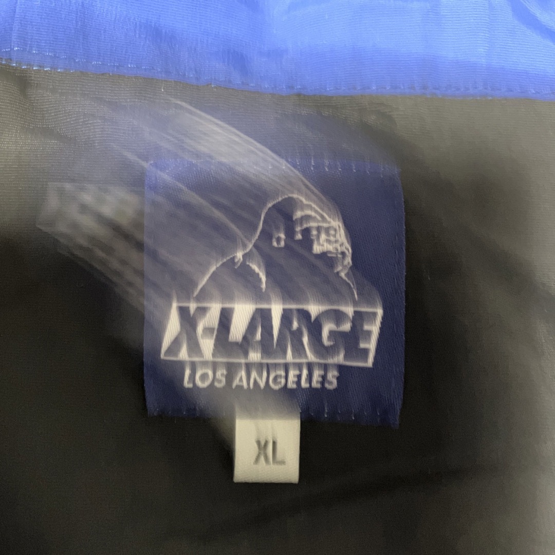 XLARGE(エクストララージ)のXLARGE 2トーンフードジャケット メンズのジャケット/アウター(ナイロンジャケット)の商品写真