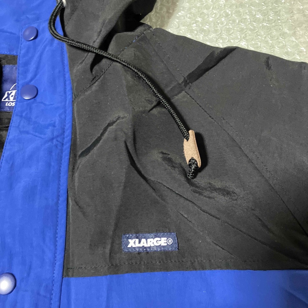 XLARGE(エクストララージ)のXLARGE 2トーンフードジャケット メンズのジャケット/アウター(ナイロンジャケット)の商品写真