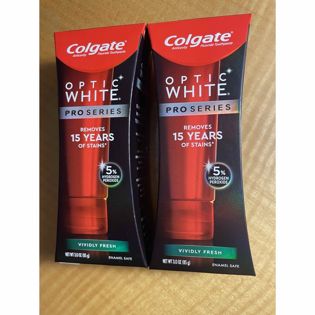 Crest(クレスト)のColgate Optic White PRO コルゲート2個セット コスメ/美容のオーラルケア(歯磨き粉)の商品写真