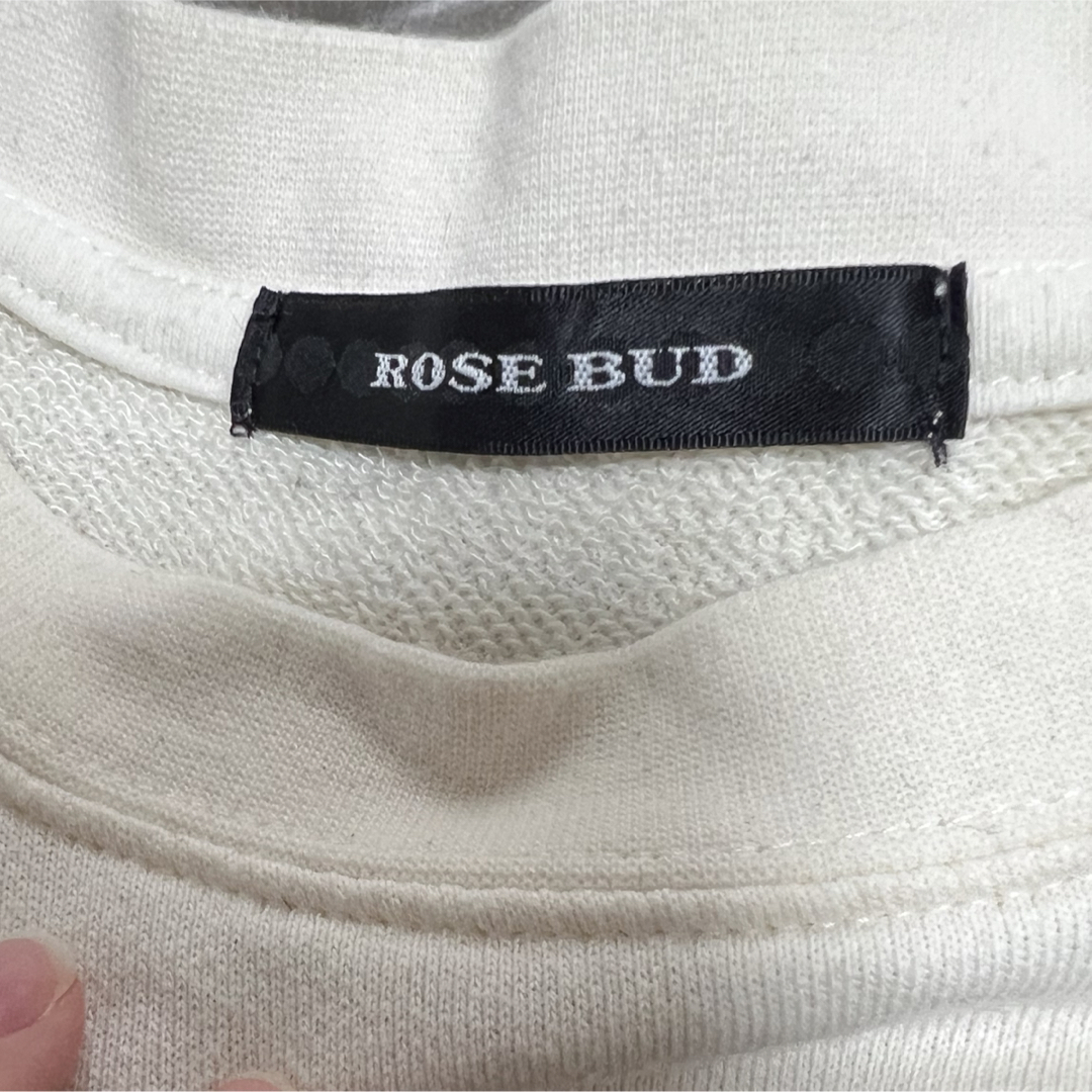 ROSE BUD(ローズバッド)のROSE BUD ローズバッド　スエット　プリント　トレーナー　デザイン レディースのトップス(トレーナー/スウェット)の商品写真