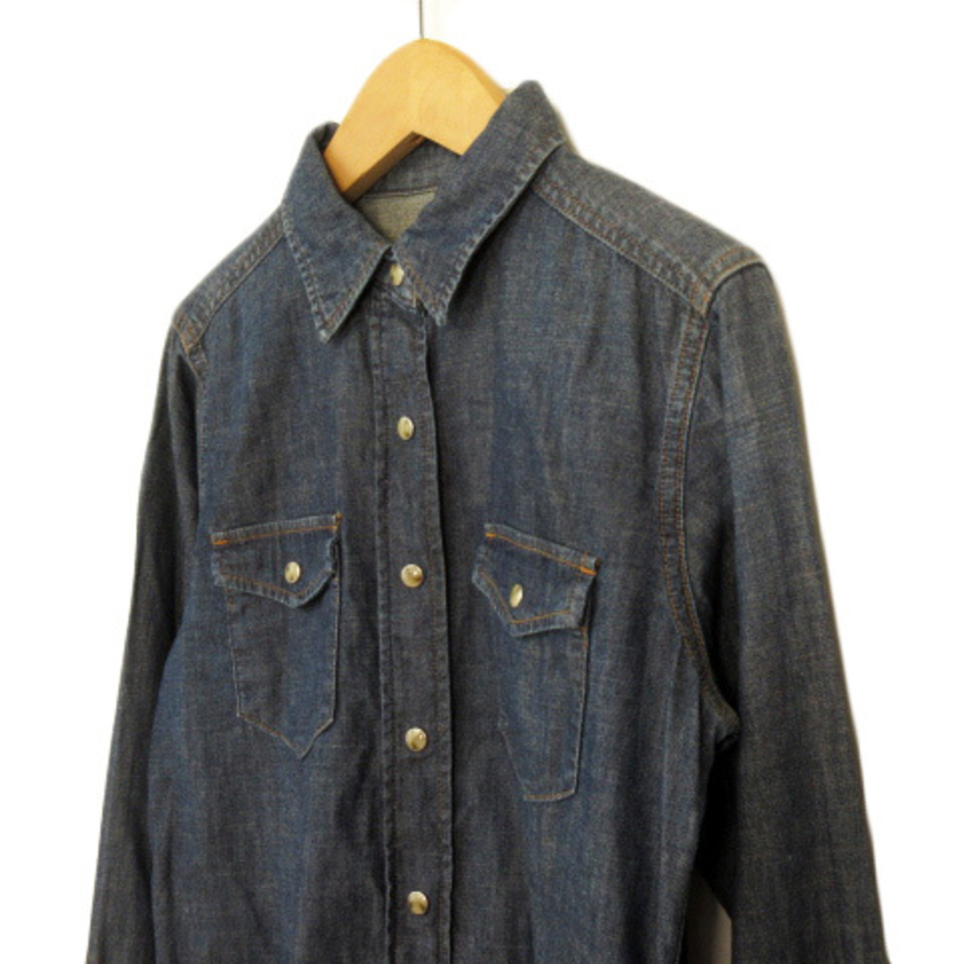 23区(ニジュウサンク)の23区 オンワード樫山 denim シャツ デニム 長袖 40 青 ブルー レディースのトップス(シャツ/ブラウス(長袖/七分))の商品写真