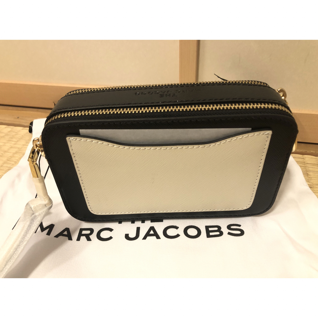 MARC JACOBS(マークジェイコブス)の新品　MARC JACOBS ザスナップショット　ショルダーバッグ　カメラバッグ レディースのバッグ(ショルダーバッグ)の商品写真