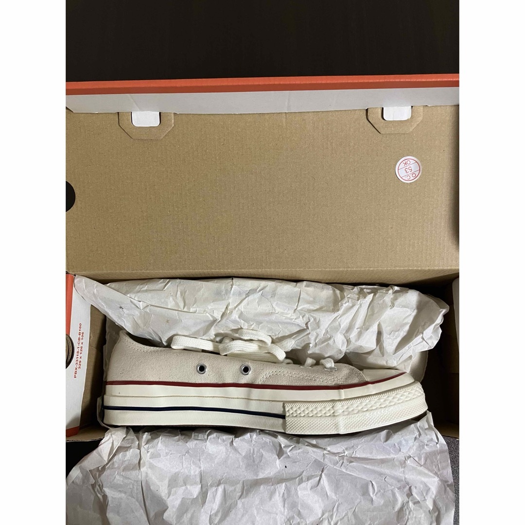 CONVERSE(コンバース)のコンバース チャックテイラー ローカット 生成り 25.5cm CT70未使用 メンズの靴/シューズ(スニーカー)の商品写真