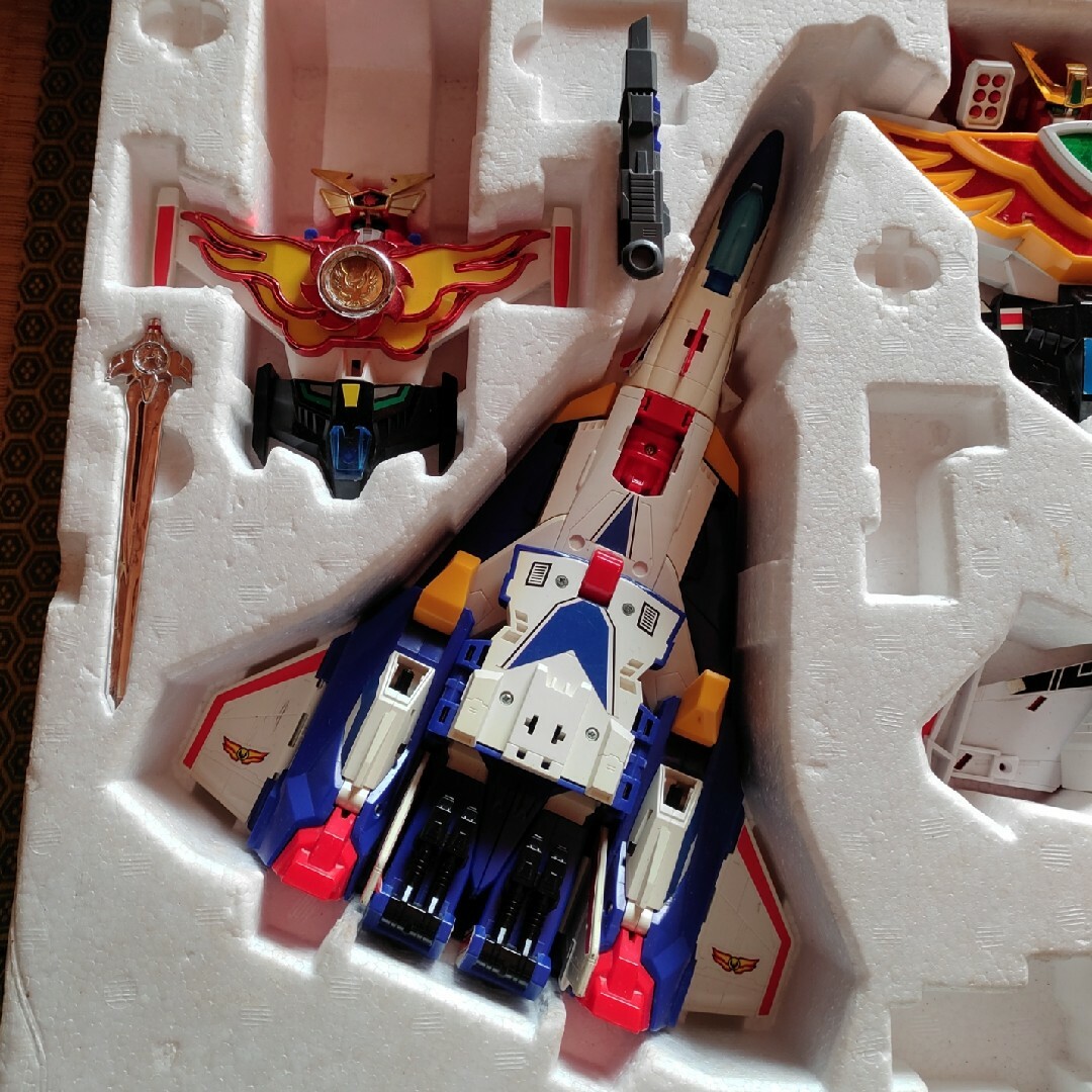 Takara Tomy - 最強合体グレートファイバード 太陽の勇者 Takara Tomy - 最強合体グレートファイバード 太陽の勇者