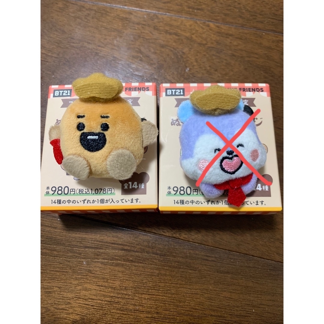 ぬいぐるみバッジ　BT21 エンタメ/ホビーのおもちゃ/ぬいぐるみ(キャラクターグッズ)の商品写真