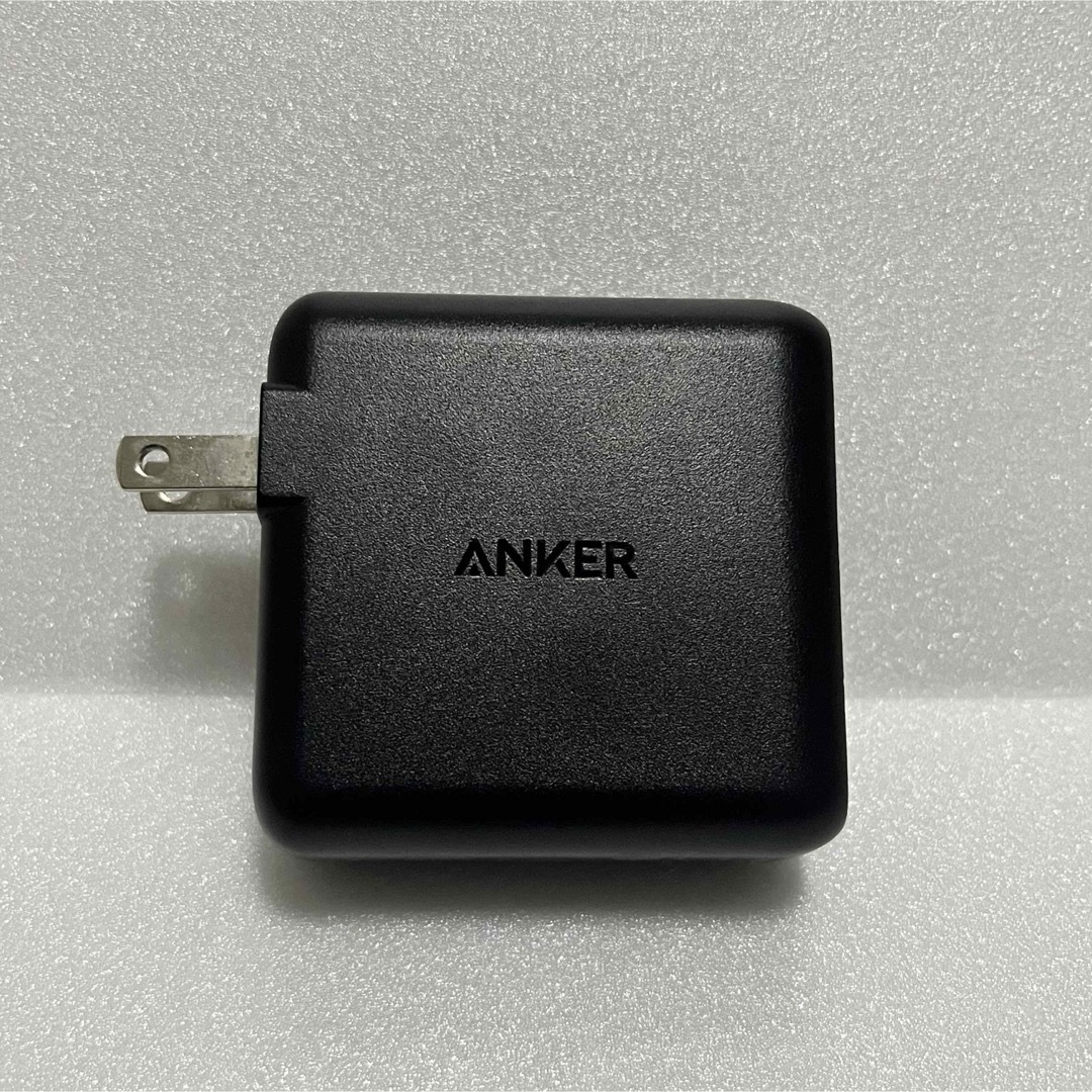 Anker(アンカー)のAnker USB急速充電器 スマホ/家電/カメラのPC/タブレット(PC周辺機器)の商品写真