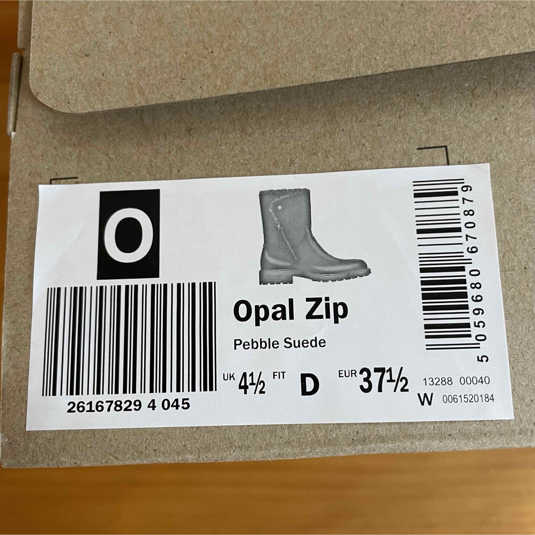 Clarks(クラークス)の【新品】クラークス 2way ボアブーツ Opal Zip スエード ベージュ レディースの靴/シューズ(ブーツ)の商品写真