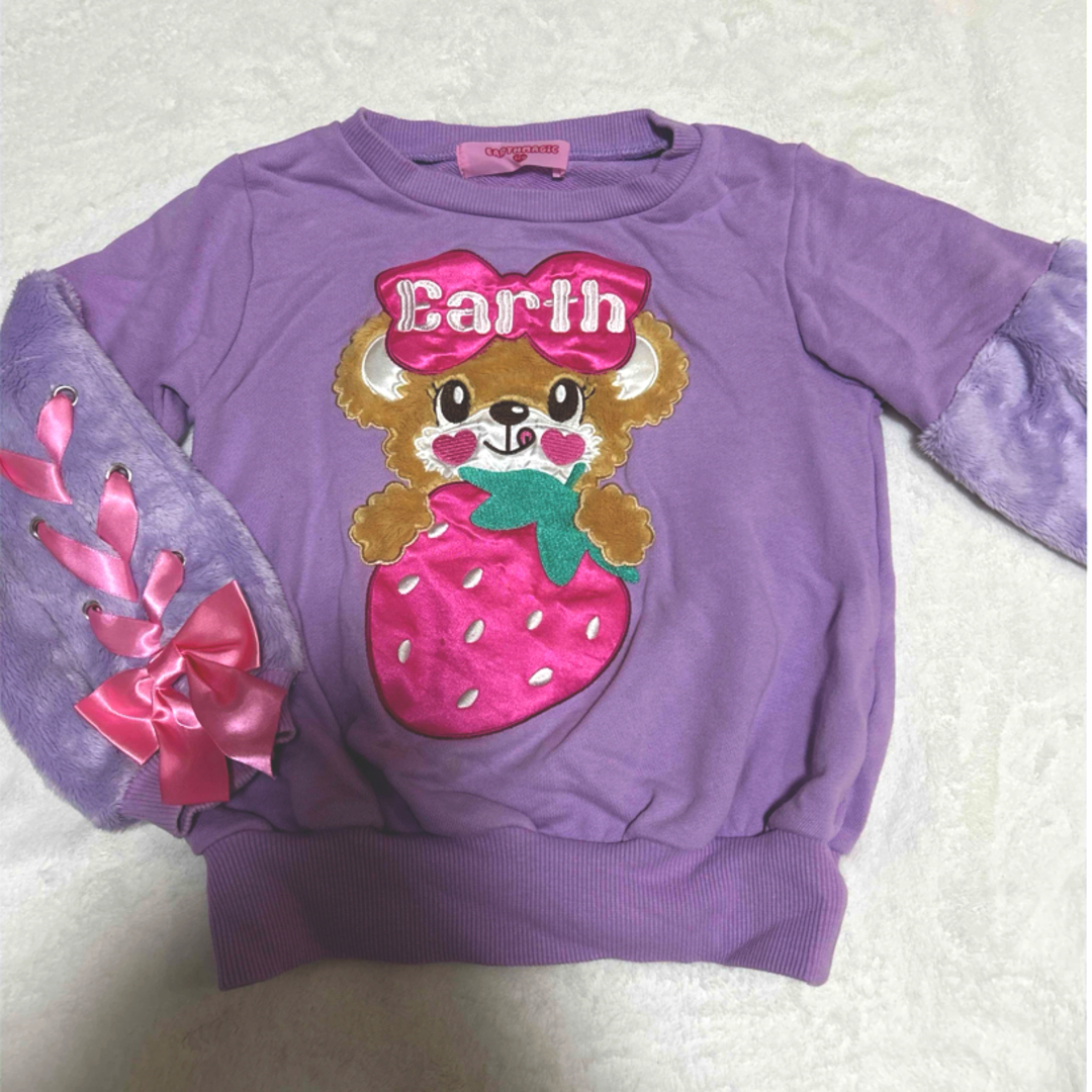 EARTHMAGIC(アースマジック)のアースマジック★いちご シルキー トレーナー 120 パープル キッズ/ベビー/マタニティのキッズ服女の子用(90cm~)(Tシャツ/カットソー)の商品写真