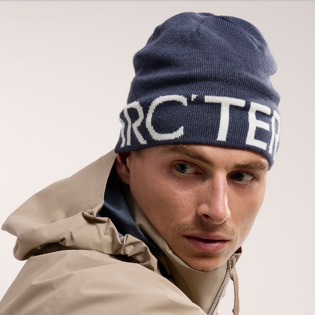 ARC'TERYX(アークテリクス)の【新品未使用品】アークテリックス　ビーニー メンズの帽子(ニット帽/ビーニー)の商品写真