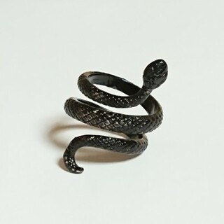 16号 蛇 リング 黒 スネーク 指輪 大きいサイズ ツイステ(リング(指輪))