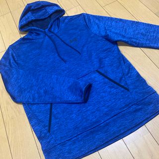 アンダーアーマー(UNDER ARMOUR)の美品⭐︎under armorパーカー(パーカー)