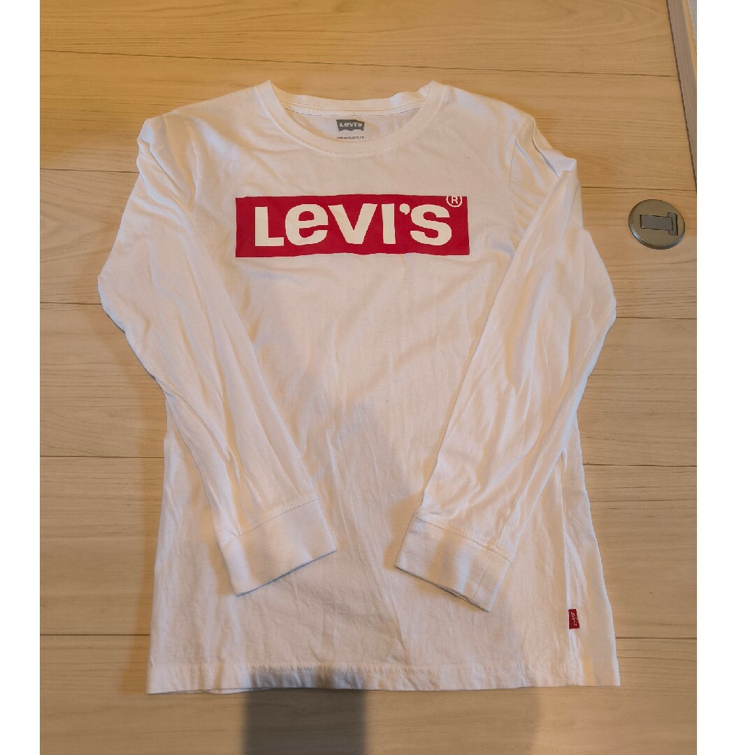 Levi's(リーバイス)の🉐LEVI'S　Ｔシャツ メンズのトップス(Tシャツ/カットソー(七分/長袖))の商品写真