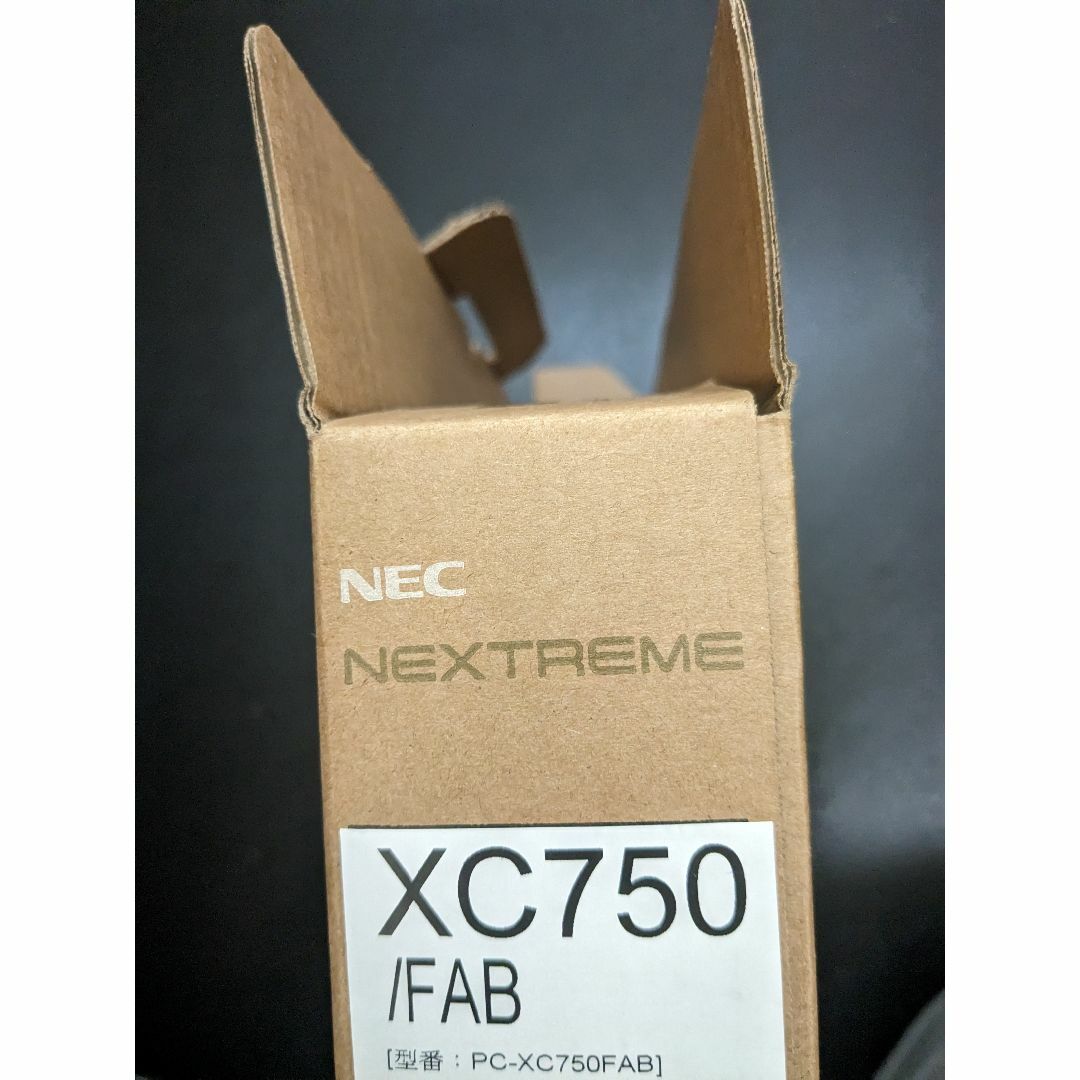 NEC(エヌイーシー)のNEC LAVIE NEXTREME Carbon XC750FAB スマホ/家電/カメラのPC/タブレット(ノートPC)の商品写真