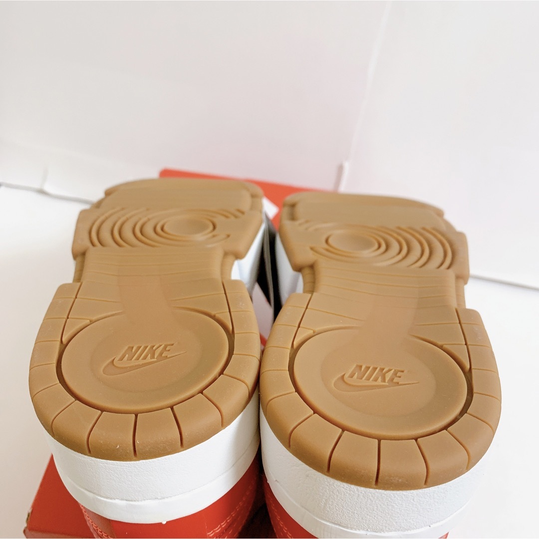 NIKE(ナイキ)の赤 23cm ナイキ ウィメンズ ダンク ディスラプト DISRUPT レディースの靴/シューズ(スニーカー)の商品写真