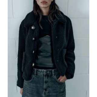 ザラ(ZARA)のZARA  ボア生地ジャケット　完売　希少XS (その他)