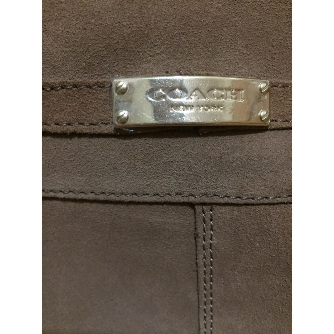 COACH(コーチ)の【未使用】COACHのロングブーツ【ムートン風・コーチ・23.5cm・37.5 レディースの靴/シューズ(ブーツ)の商品写真