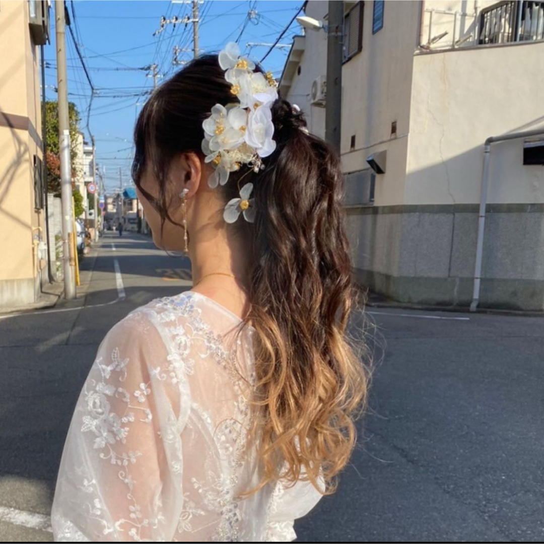 ヘッドドレス チュールフラワー ヘアアクセサリー かすみ草 結婚式 ウェディング ハンドメイドのウェディング(ヘッドドレス/ドレス)の商品写真