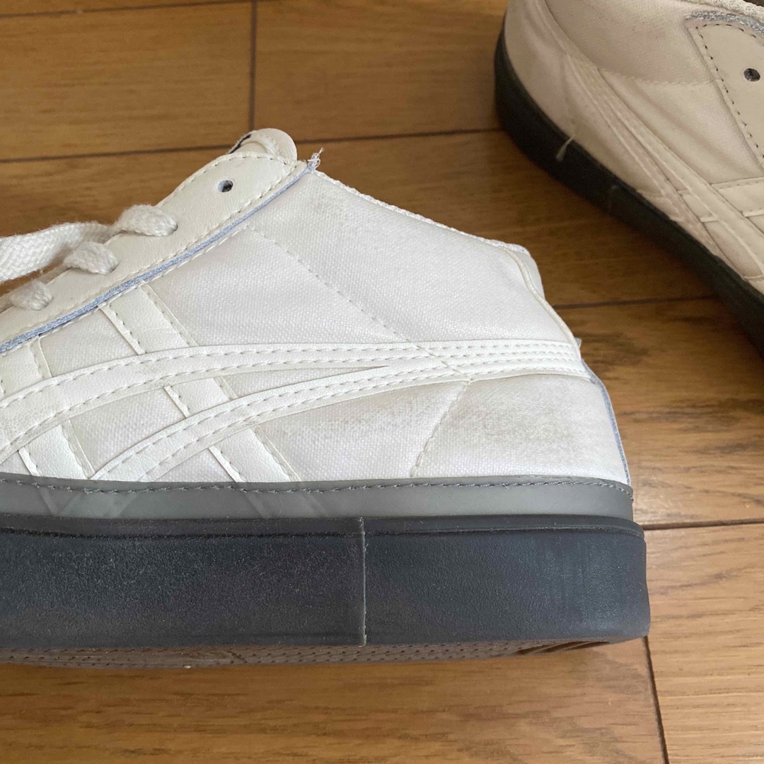 Onitsuka Tiger(オニツカタイガー)の美品オニツカタイガーシューズ レディースの靴/シューズ(スニーカー)の商品写真