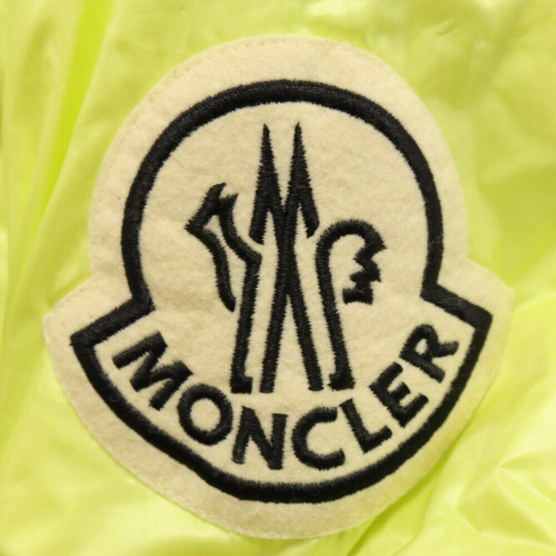 MONCLER(モンクレール)のMONCLER モンクレール 1952 LAFOND GIUBBOTTO E10914193105 アームロゴ ジップアップダウンジャケット イエロー メンズのジャケット/アウター(ナイロンジャケット)の商品写真