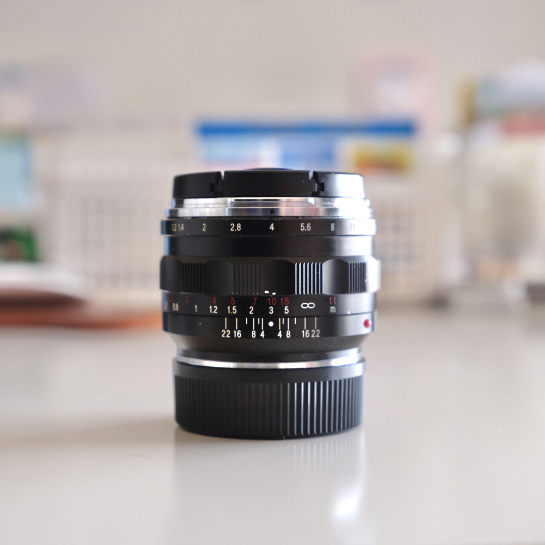 COSINA(コシナ)のフォクトレンダー　NOKTON 40mm F1.2 Aspherical VM スマホ/家電/カメラのカメラ(その他)の商品写真