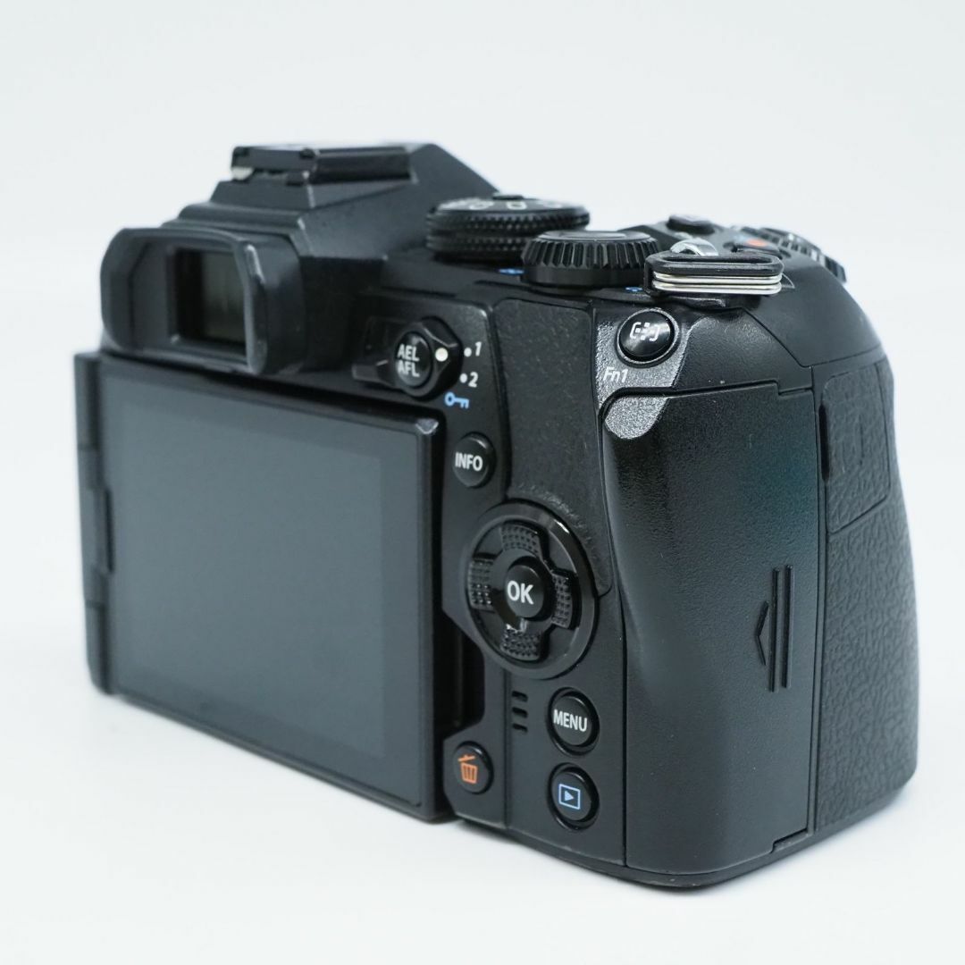 □6892ショット□ OLYMPUS OM-D E-M1 MarkII デジタル一眼 □6892ショット□ OLYMPUS OM-D E-M1 MarkII デジタル一眼