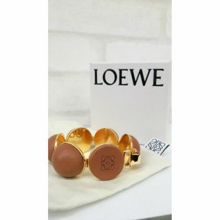 ロエベ(LOEWE)のLOEWE ロエベ アナグラム ミニ グローブ ブレスレット TAN(ブレスレット/バングル)