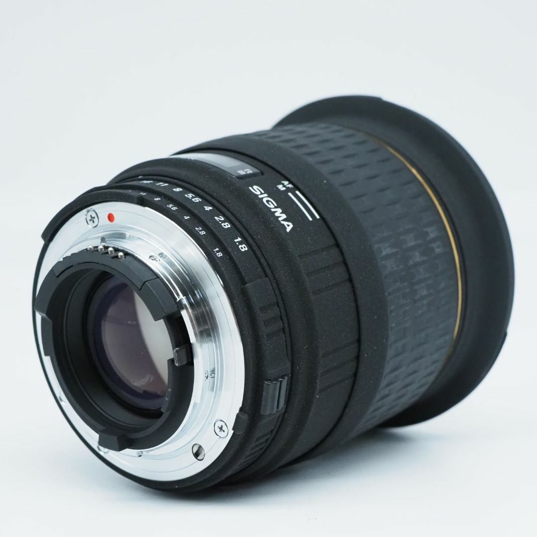 SIGMA(シグマ)の20mm F1.8 EX DG ASPHERICAL RF ニコン用 スマホ/家電/カメラのカメラ(レンズ(単焦点))の商品写真