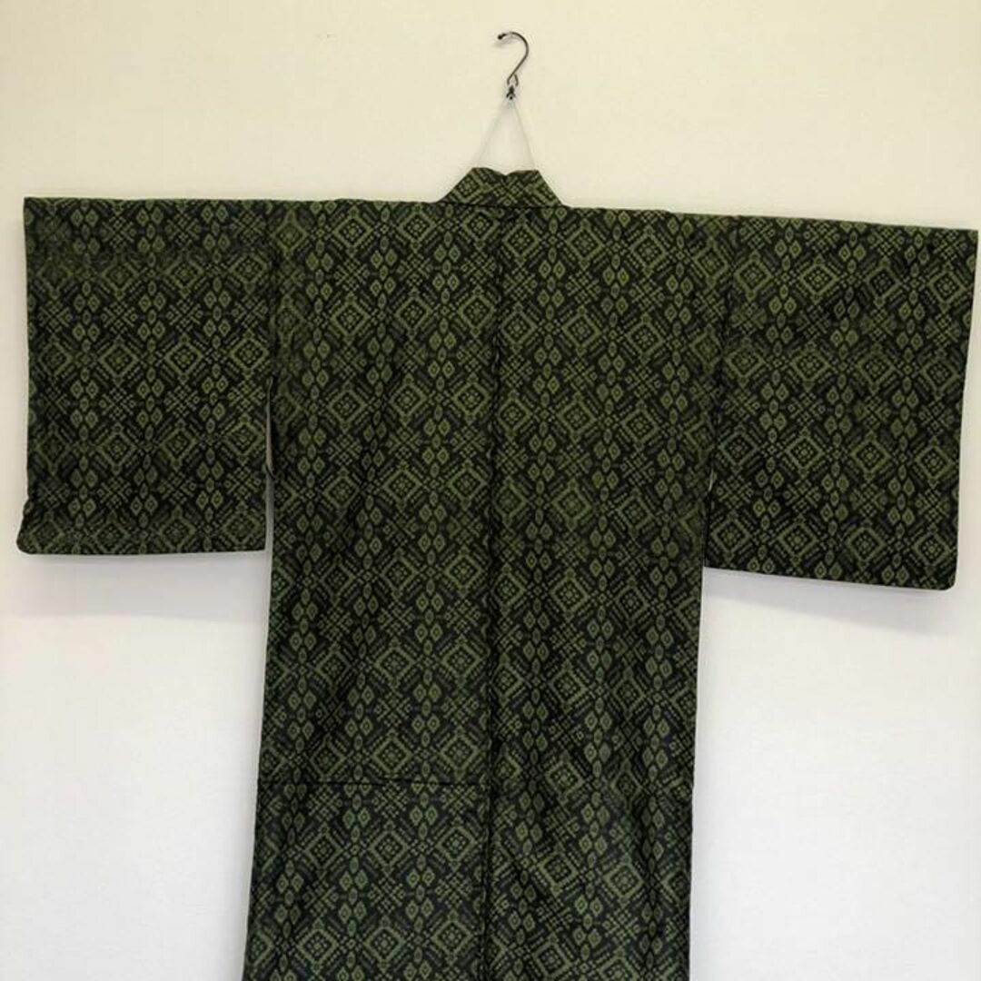 菱形柄　着物　緑系　黒　和服 レディースの水着/浴衣(着物)の商品写真