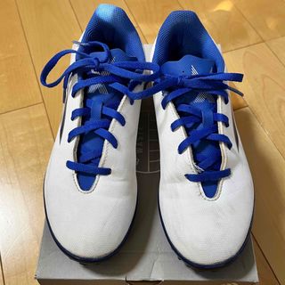 アディダス(adidas)のadidas サッカーシューズ　23.5(シューズ)