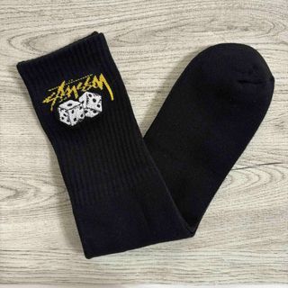 ステューシー(STUSSY)のStussy ステューシー  靴下　黒　ブラック　ソックス　サイコロ　メンズ(ソックス)