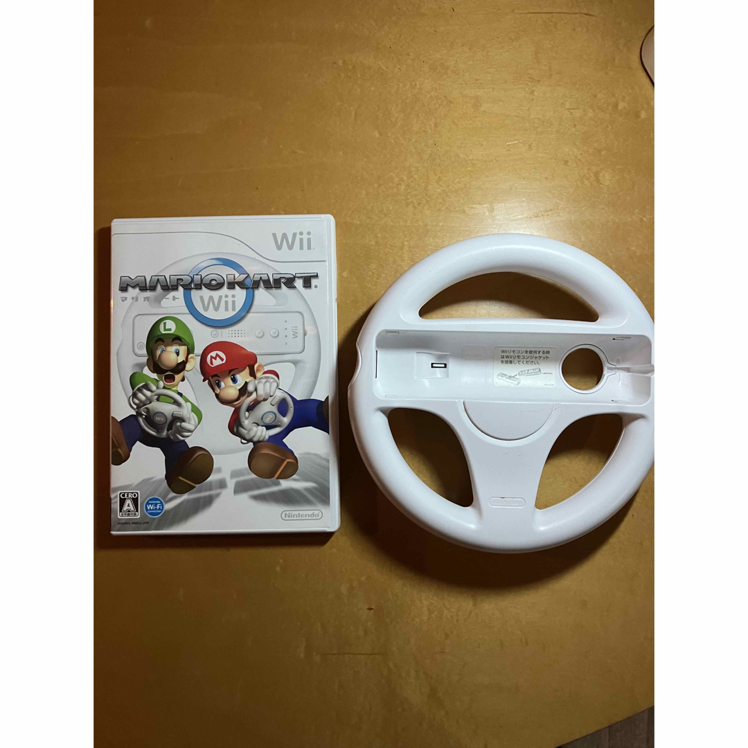 Wii - マリオカートWii ソフトとハンドルのセットですの通販 by