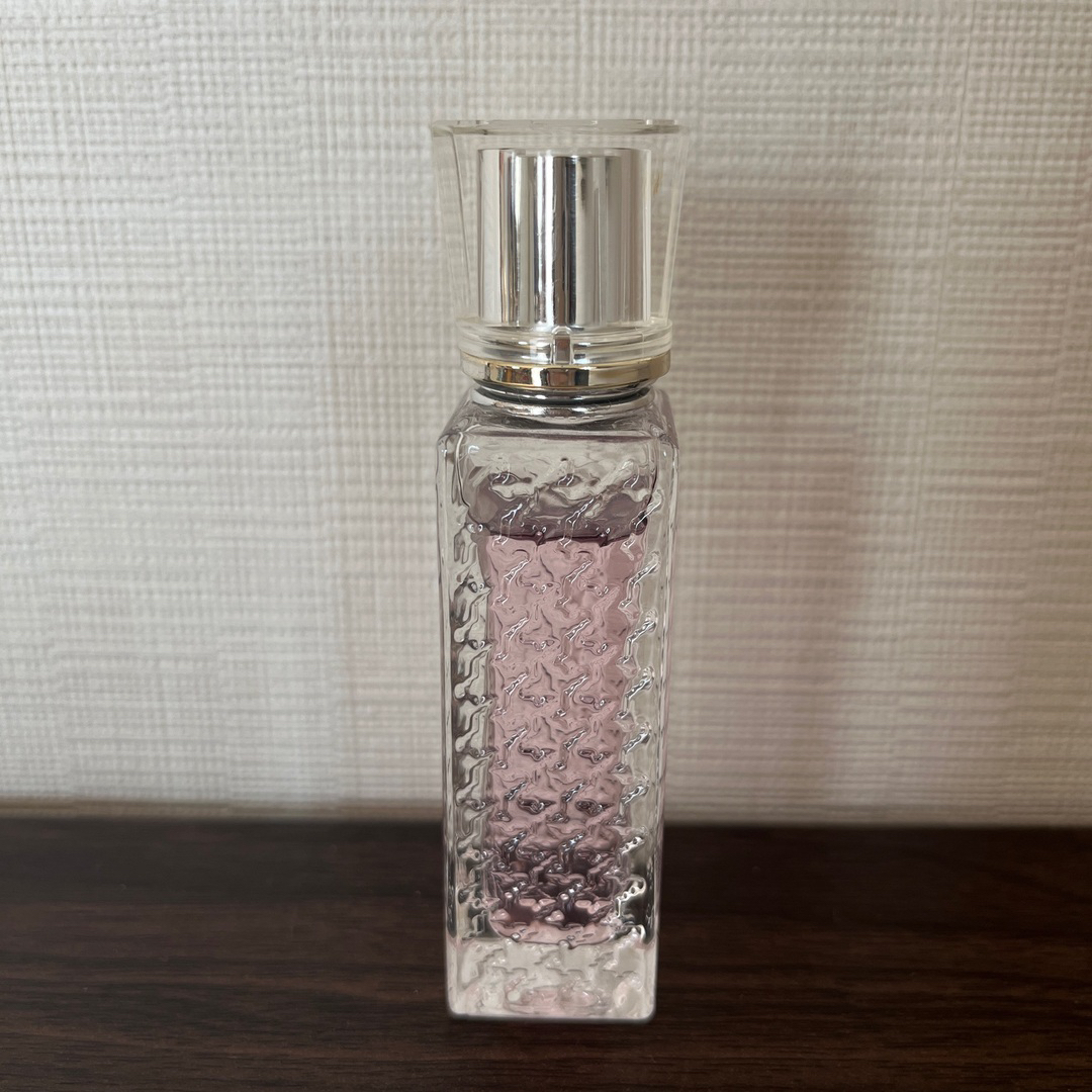 Christian Dior(クリスチャンディオール)のミス ディオール ブルーミング ブーケ ローラー パール  20ml コスメ/美容の香水(香水(女性用))の商品写真