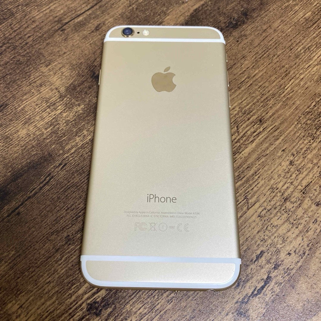 iPhone(アイフォーン)の【難アリ・格安】iPhone6 128GB Gold ゴールド スマホ/家電/カメラのスマートフォン/携帯電話(スマートフォン本体)の商品写真