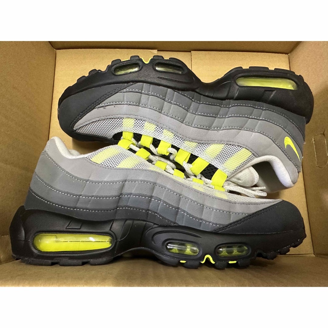 NIKE(ナイキ)の2020 NIKE AIR MAX 95 OG イエローグラデ US8.5 新品 メンズの靴/シューズ(スニーカー)の商品写真