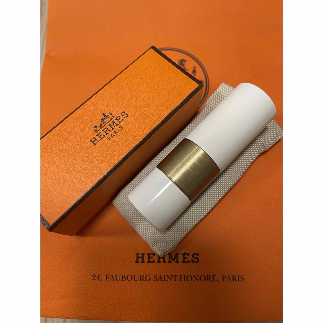 Hermes(エルメス)の【ララ様専用】エルメス  リップバーム　新品未使用 コスメ/美容のスキンケア/基礎化粧品(リップケア/リップクリーム)の商品写真