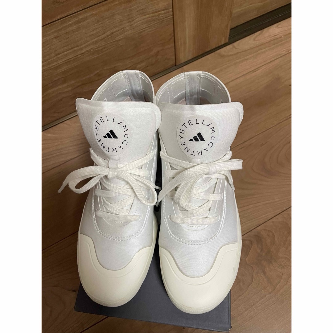 adidas by Stella McCartney(アディダスバイステラマッカートニー)のアディダスバイステラマッカートニー TREINO 25.0cm レディースの靴/シューズ(スニーカー)の商品写真