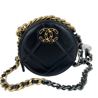 シャネル(CHANEL)の新品 CHANEL シャネル ラウンドクラッチ19 チェーンショルダーバッグ Lamb Skin ラムスキン Black ブラック AP0945 ゴールド金具 ショルダーバッグ(ショルダーバッグ)