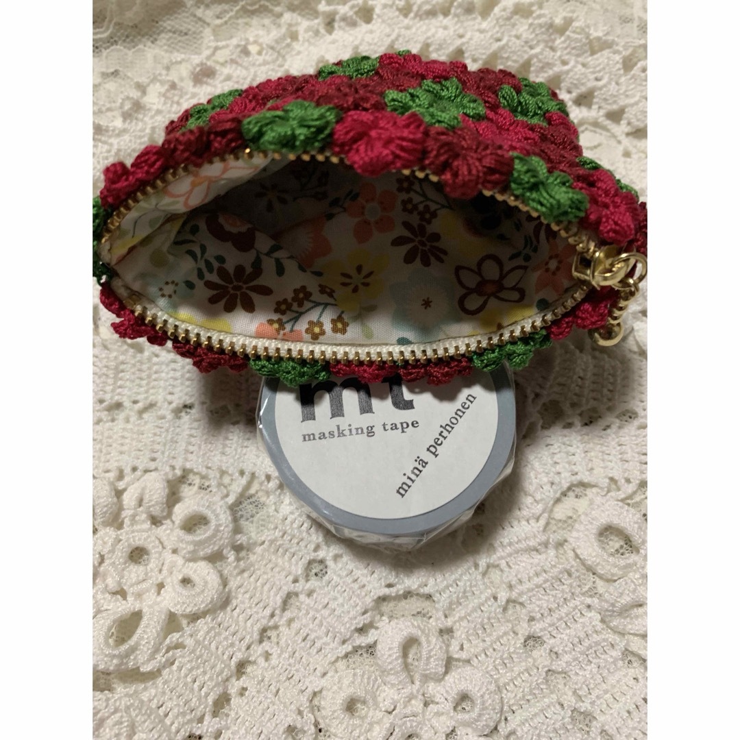 ハンドメイド　お花のポーチ ハンドメイドのファッション小物(ポーチ)の商品写真