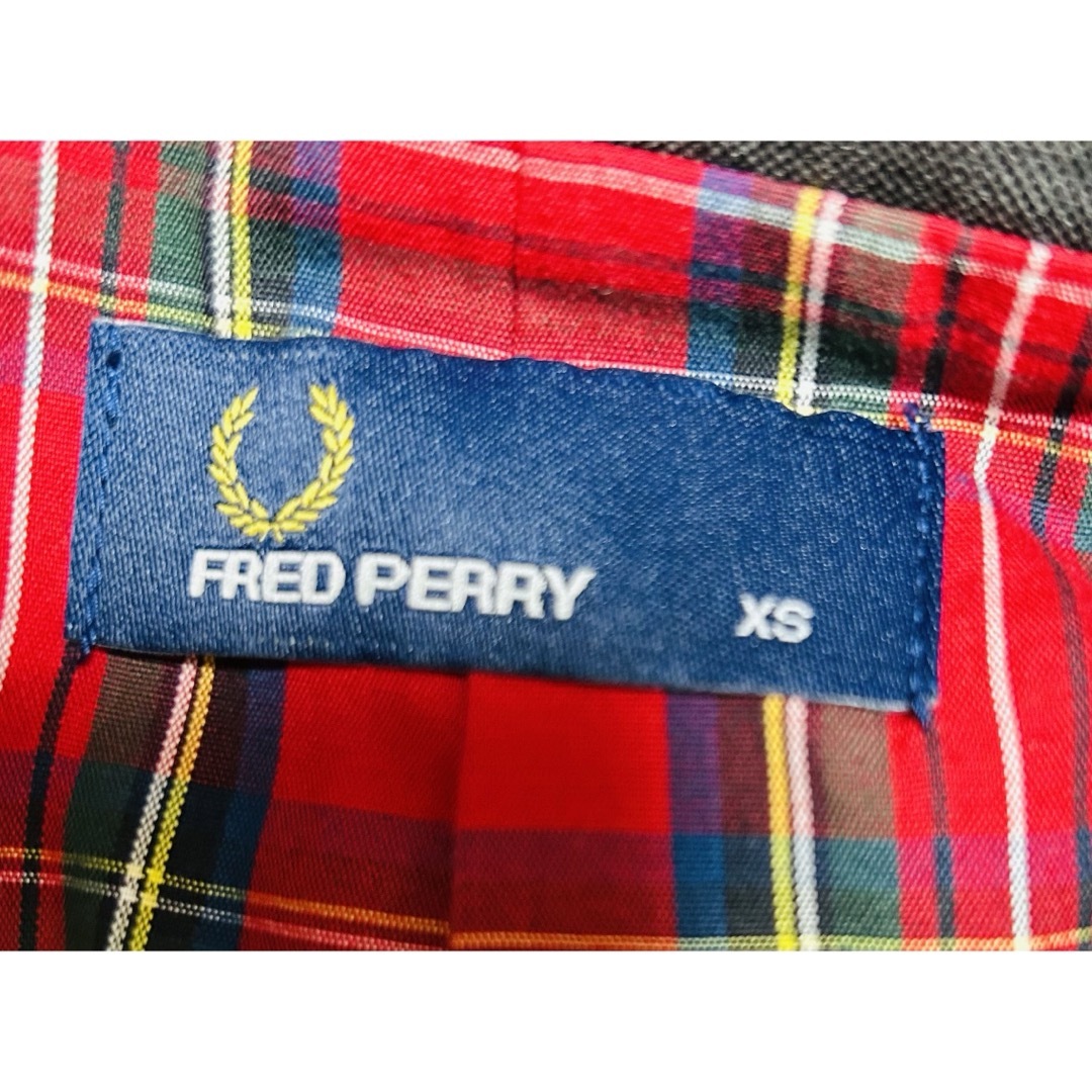 FRED PERRY(フレッドペリー)のフレッドペリー　FRED PERRY チェスターコート　ブラック レディースのジャケット/アウター(チェスターコート)の商品写真