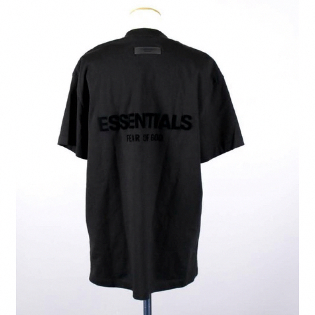 FEAR OF GOD(フィアオブゴッド)のESSENTIALS セットアップ Tシャツ 短パン メンズ GT10078 メンズのトップス(Tシャツ/カットソー(半袖/袖なし))の商品写真