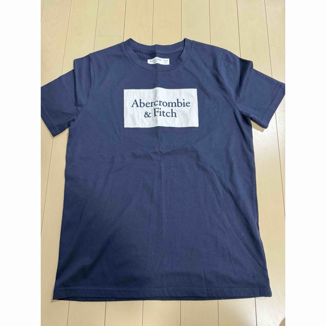 Abercrombie&Fitch(アバクロンビーアンドフィッチ)のAbercrombie&fitch アバクロ キッズ 半袖 4枚セット キッズ/ベビー/マタニティのキッズ服男の子用(90cm~)(Tシャツ/カットソー)の商品写真