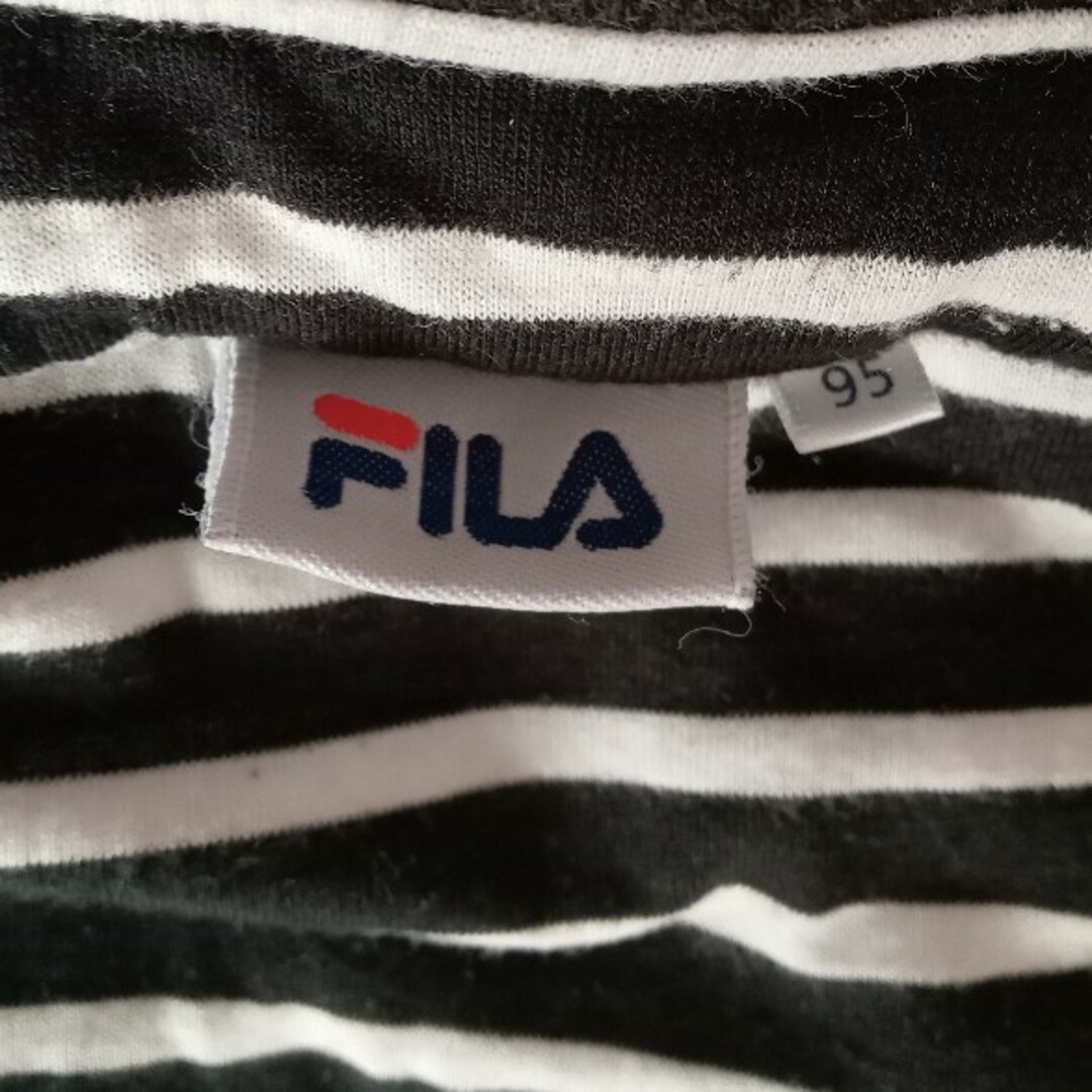 FILA(フィラ)の95cm ベスト FILA花柄 リバーシブル キッズ/ベビー/マタニティのキッズ服女の子用(90cm~)(ジャケット/上着)の商品写真