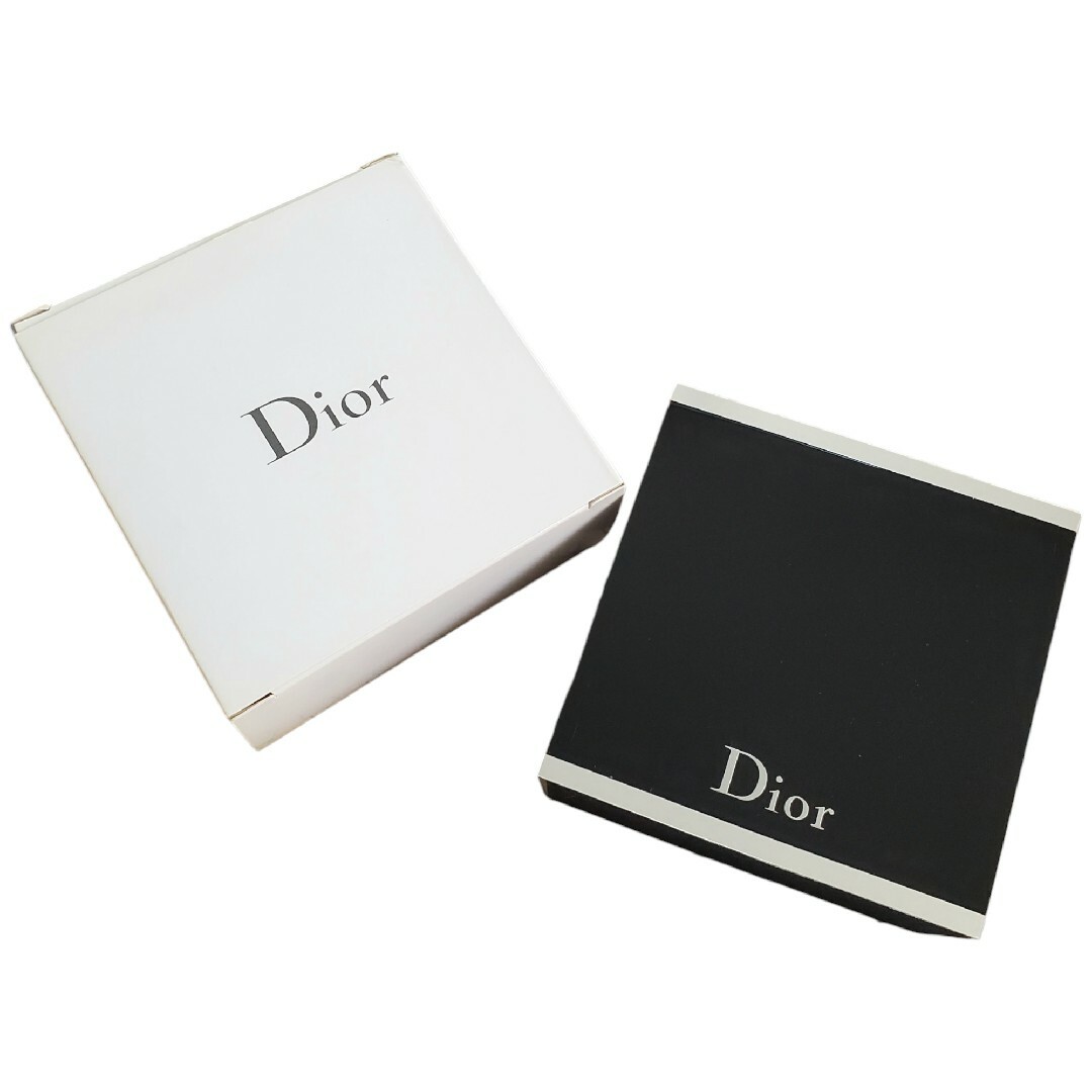 Christian Dior(クリスチャンディオール)のChristian Dior ブラシスタンド アクリルケース 小物入 ディオール コスメ/美容のコスメ/美容 その他(その他)の商品写真