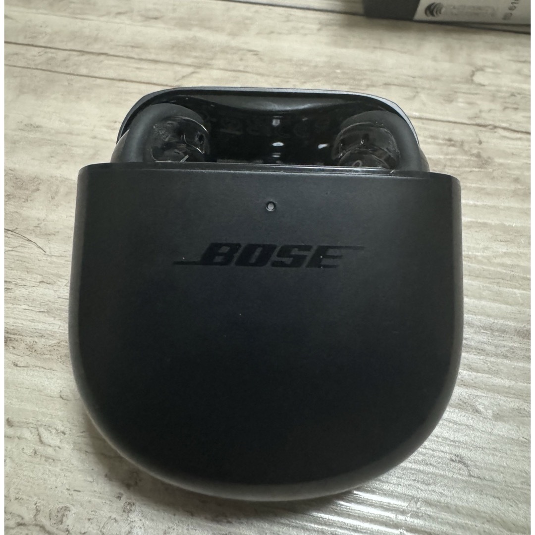 bose QuietComfort Earbuds II  数回使用のみヘッドフォン/イヤフォン