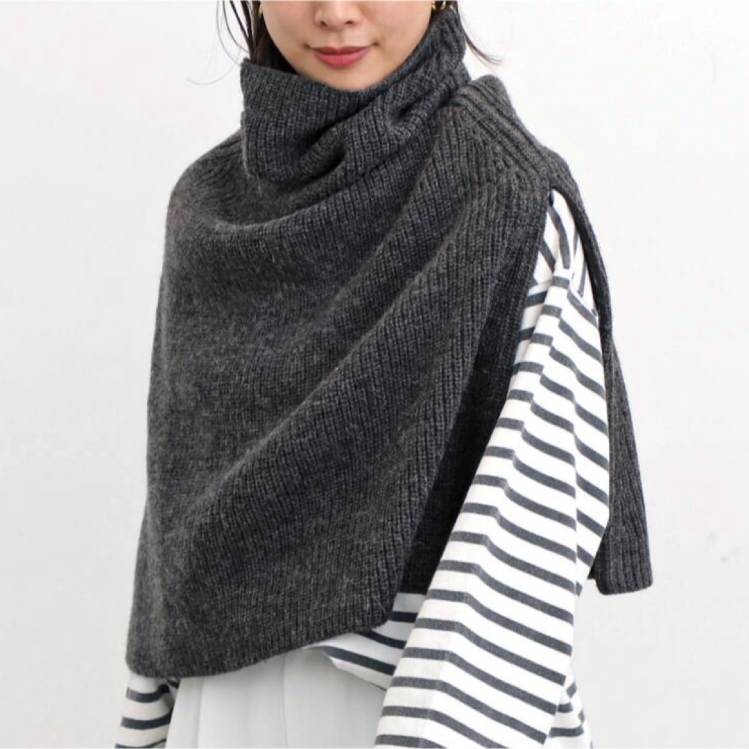 L'Appartement DEUXIEME CLASSE(アパルトモンドゥーズィエムクラス)の新品タグ付【GOOD GRIEF!】 Ribbed Knit Snoodグレー レディースのファッション小物(スヌード)の商品写真