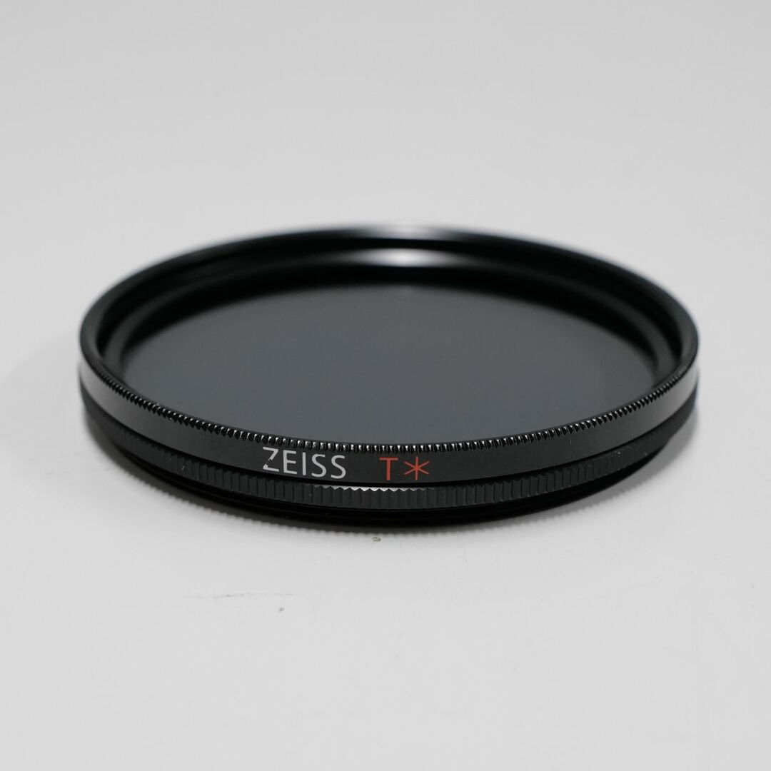 ZEISS(カールツァイス)のZEISS T* POL Filter 49mm USED超美品 カールツァイス T*コーティング  PL レンズフィルター コントラスト強調 装着確認済 中古 CE3388 スマホ/家電/カメラのカメラ(フィルター)の商品写真